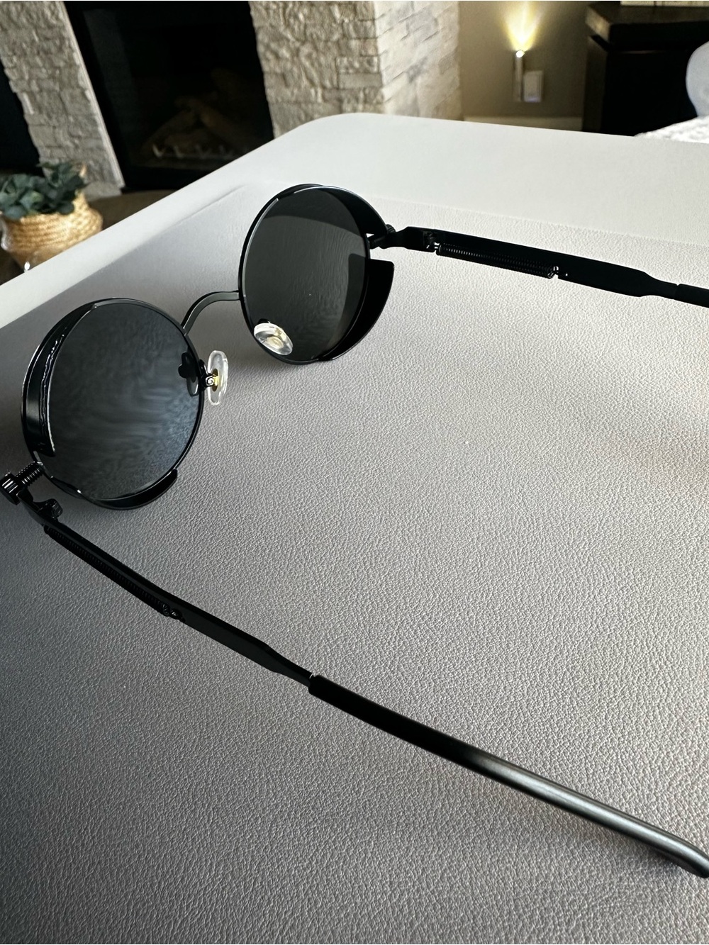 Merstoclo Round Polarized Sunglasses Black Steampunk Retro UV400 w/ Case NWT - Picture 5 of 6